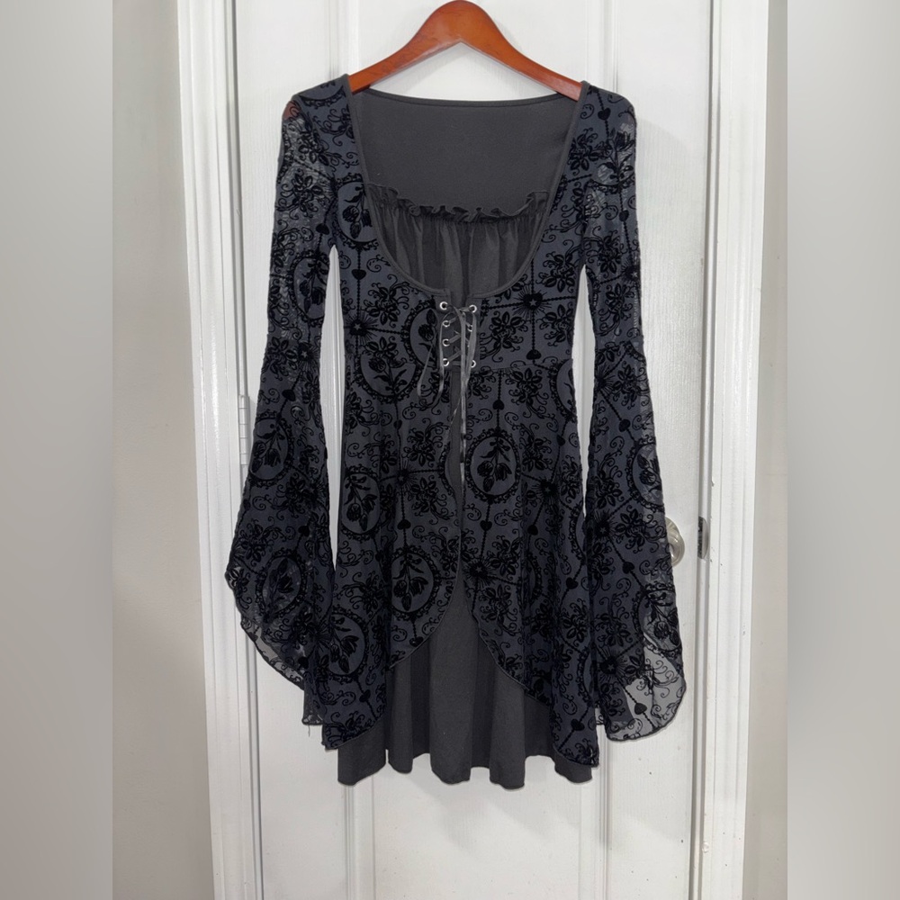 Gothic renaissance vampire witch shirt